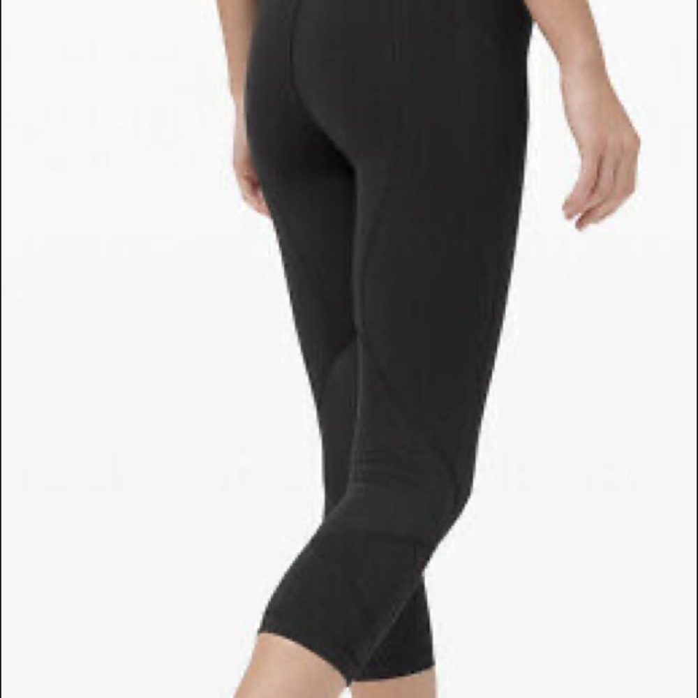Lululemon Women’s Speed Crop 23 in, Luxtreme